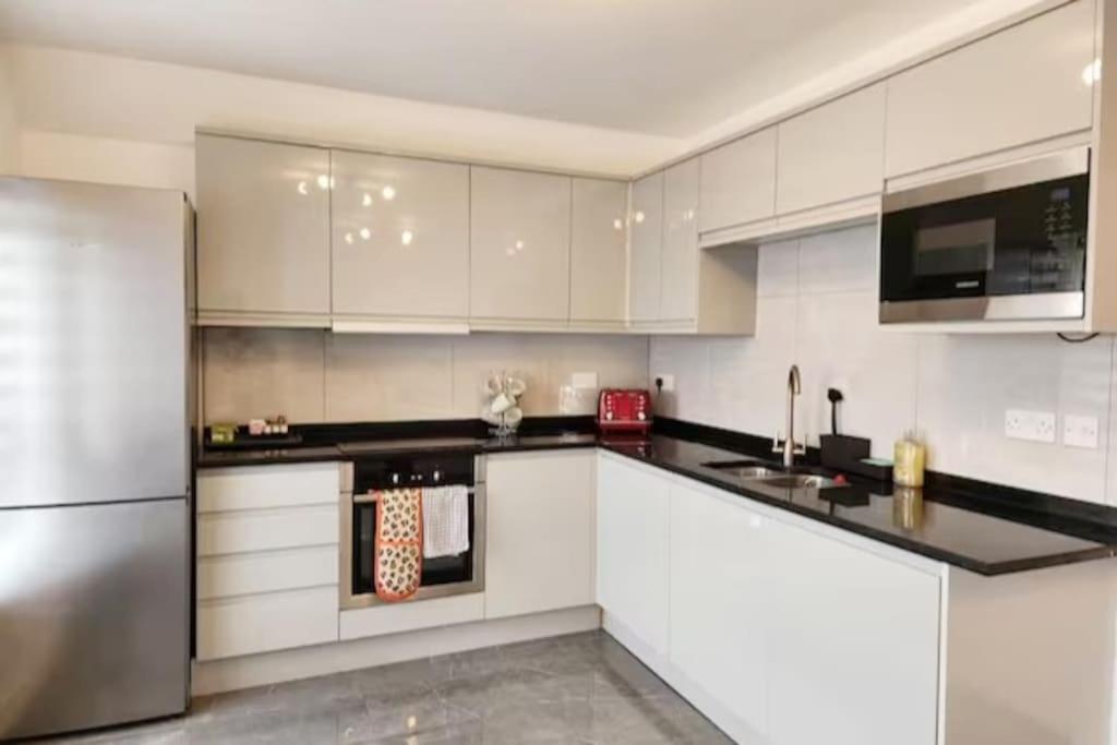 Paradigm House, Delightful 2-Bedroom Flat 4, 옥스퍼드 외부 사진